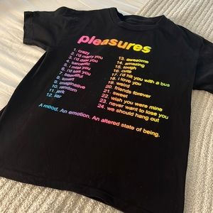 PLEASURES tshirt